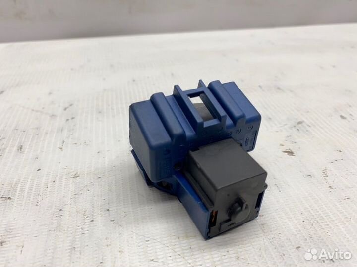 Контактная группа Ford Focus 2 hwda 2006