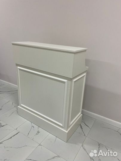 Стойка ресепшн/стойка администратора/ресепшен