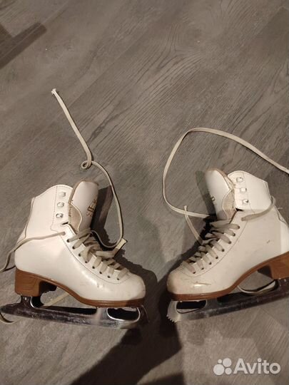 Коньки для фигурного катания Jackson Artiste