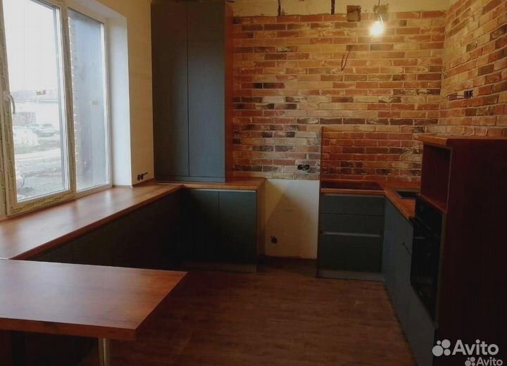 Модульный кухонный гарнитур для студии