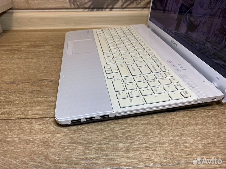 Скоростной ноутбук Sony