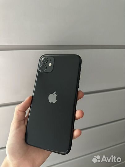 iPhone 11, 64 ГБ