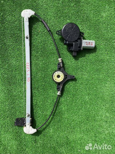 Стеклоподьемник двери задней левой mazda 3 bl
