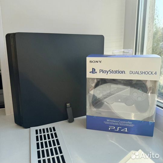 Прошитая Sony Playstation 4 / slim / 1000GB