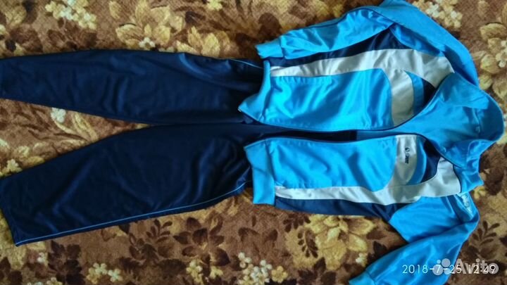 Спортивный костюм