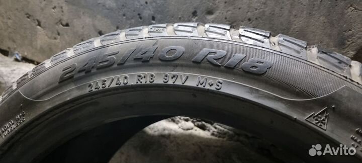 Pirelli Winter Sottozero 3 245/40 R18