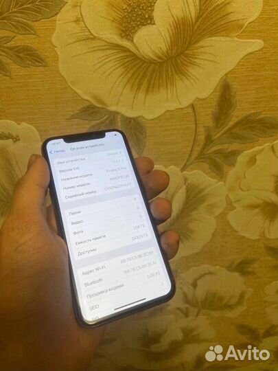 iPhone 11 Pro, 256 ГБ