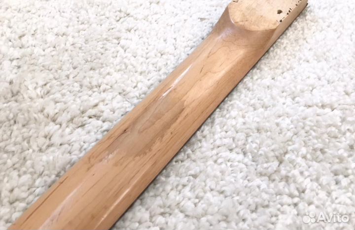 Гриф электрогитары Стратокастер