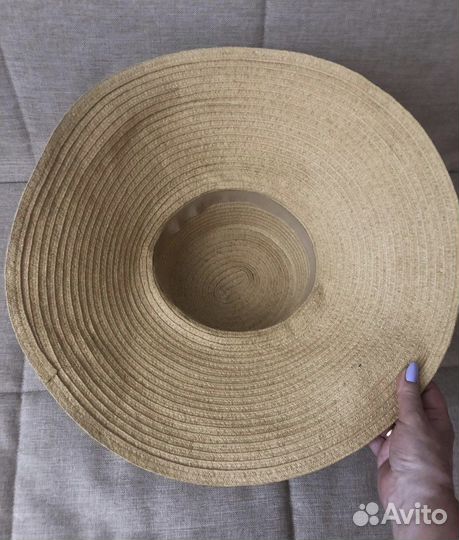 Шляпа женская соломенная