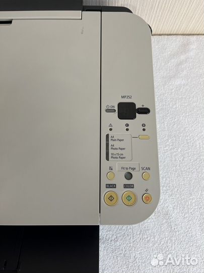 Цветной принтер Canon