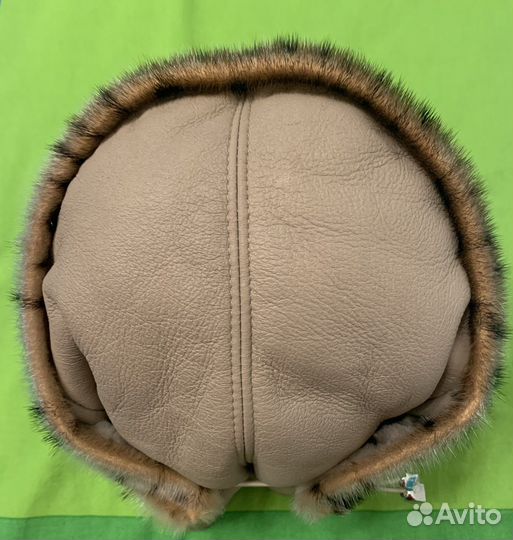 Шапка женская кожаная