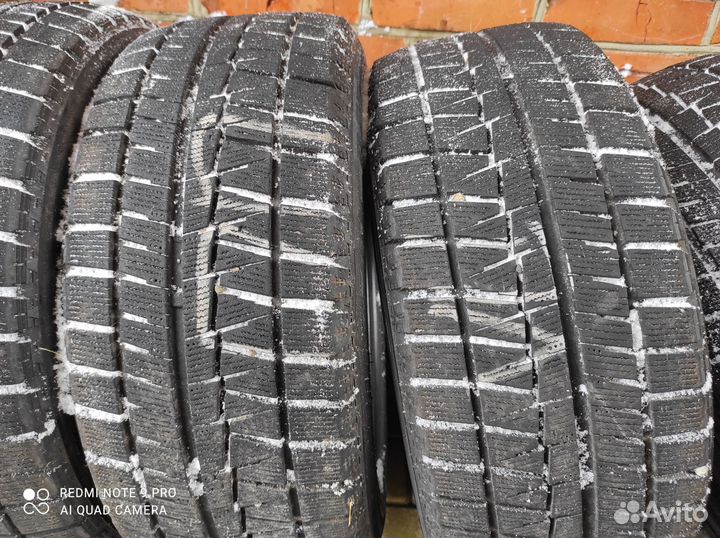 Bridgestone Blizzak Revo GZ 225/50 R17 94Q