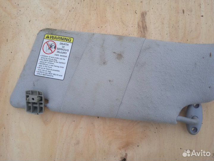 Козырек солнцезащитный передний левый Ford Focus 1