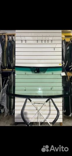 Лобовое стекло на Ford Transit