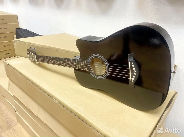 Гитара акустическая