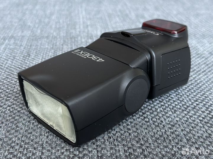 Вспышка Сanon Speedlite 430EX II