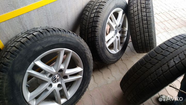 Toyo Observe GSi-5 235/65 R17