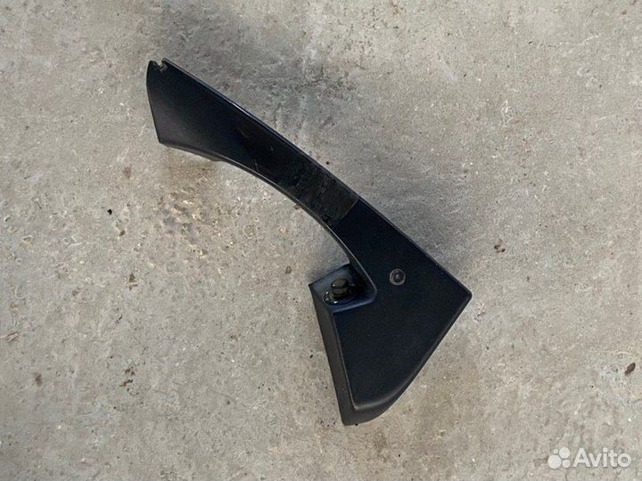 Накладка двери левая Renault Kerax DXI11 2011