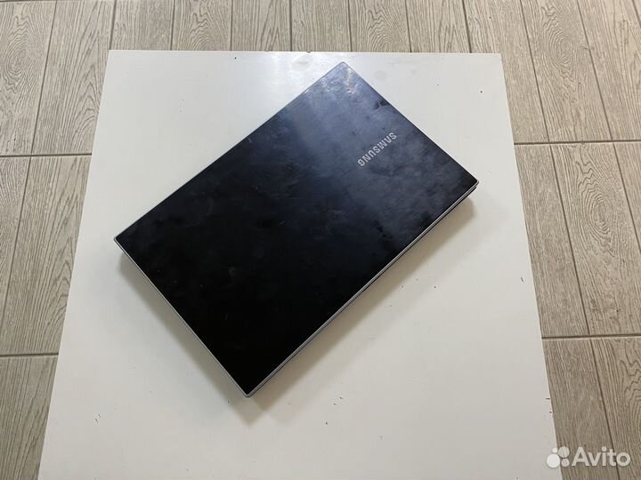 Ноутбук Samsung NP300V5A на запчасти