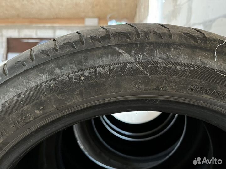 Bridgestone Potenza Sport 225/50 R18 и 255/45 R18 103Y