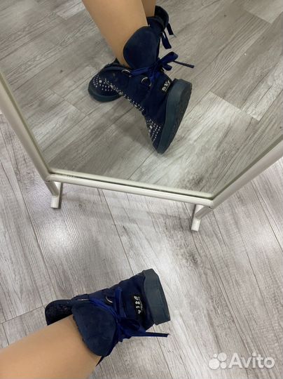 Сапоги зимние угги