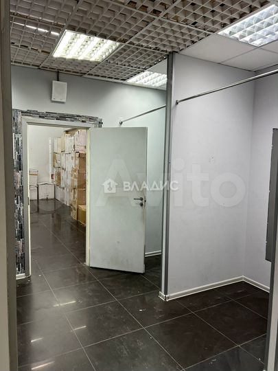 Сдам торговое помещение, 252 м²