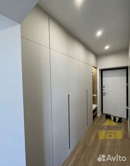 Шкаф распашной