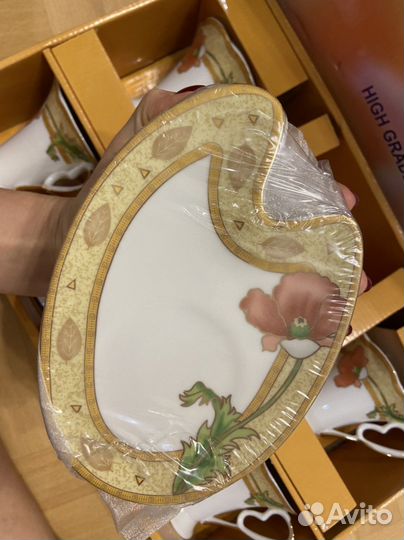 Чайный сервиз на 6 персон