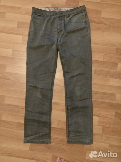 Джинсы мужские