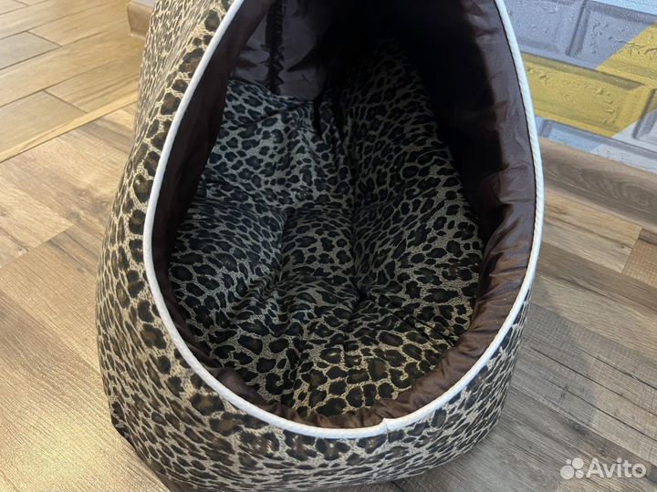 Лежанка для кошек (для маленьких собак)