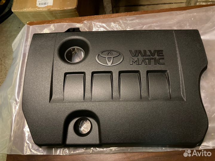 Крышка двигателя Toyota Rav4 30/40 2010-2018