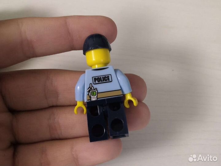 Лего полицейская машинка
