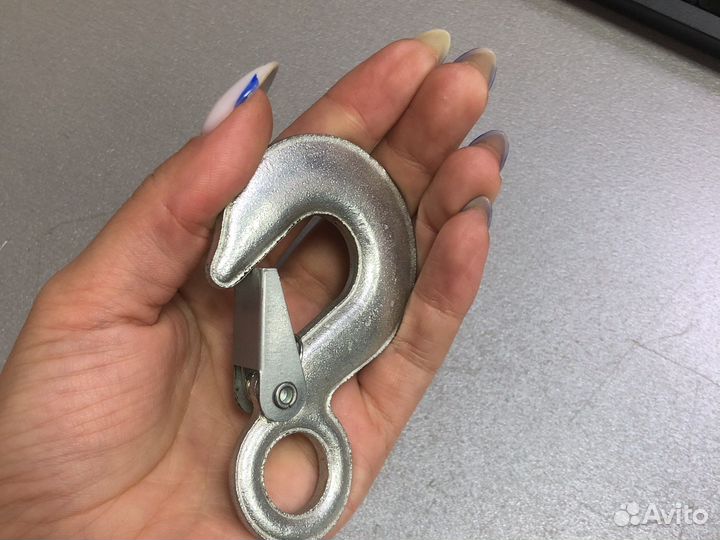 Карабин крюк