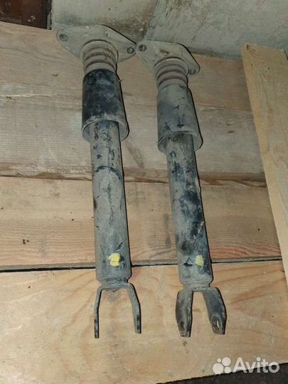 Задние стойки Ауди A8, S8 4.2 AT quattro кузов 4D2