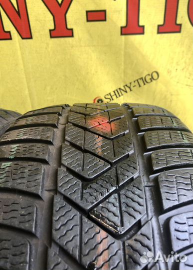 Pirelli Winter Sottozero 3 235/45 R18 98V