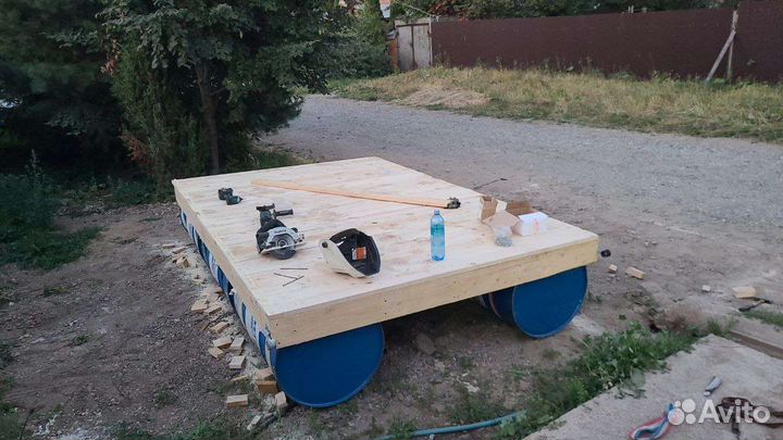 Пантон, плот