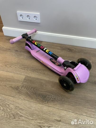 Самокат детский трехколесный