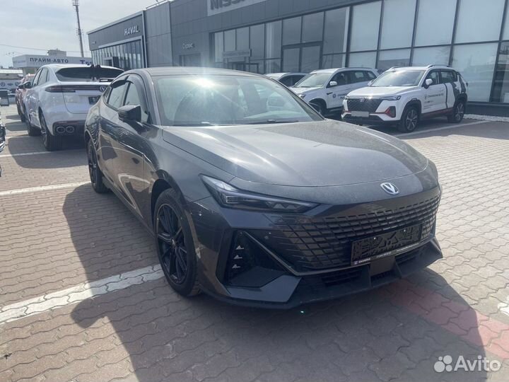 Changan UNI-V 1.5 AMT, 2023