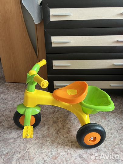 Детский трехколесный велосипед бу