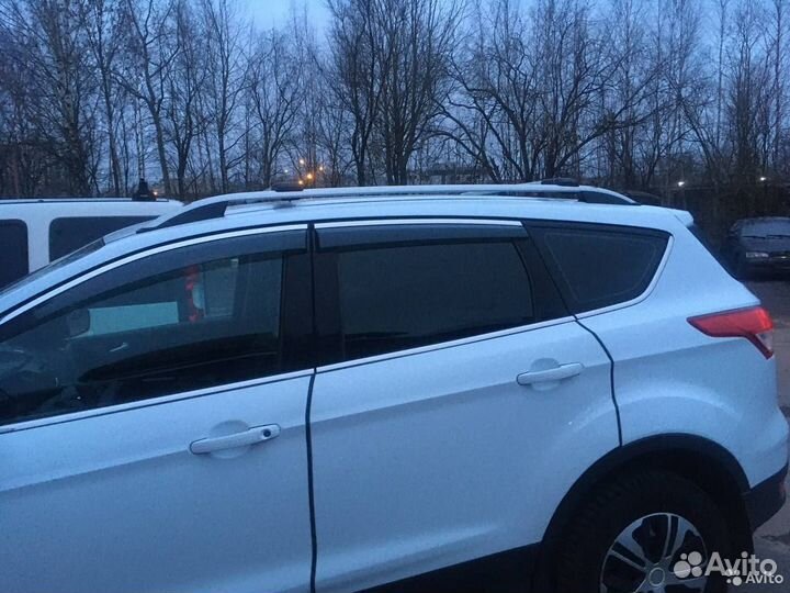 Продольные рейлинги на крышу