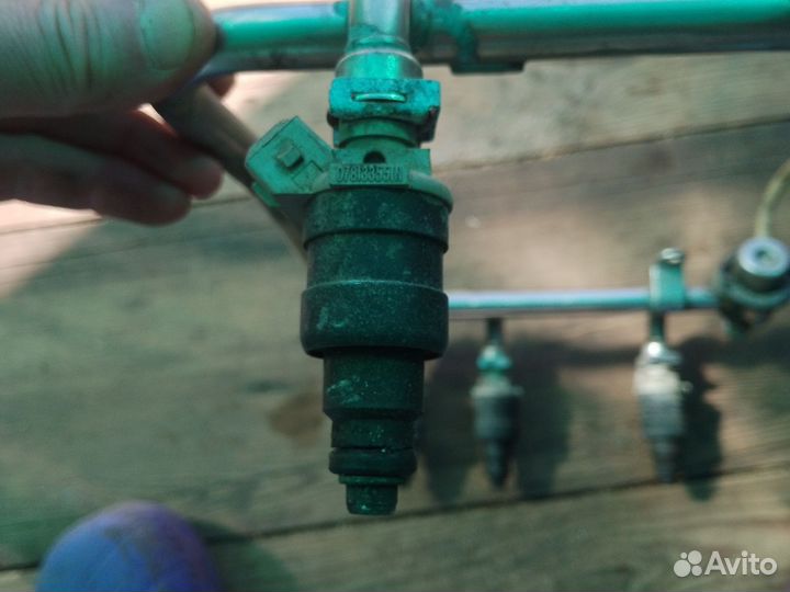 Форсунка audi 100