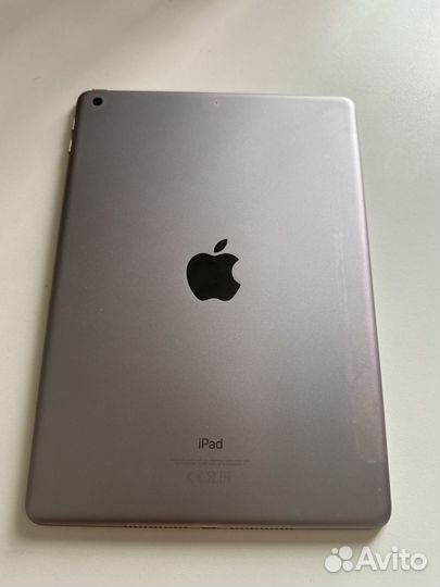 iPad 5 поколения 32 gb wifi A1822