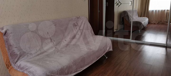 2-к. квартира, 51 м², 1/9 эт.