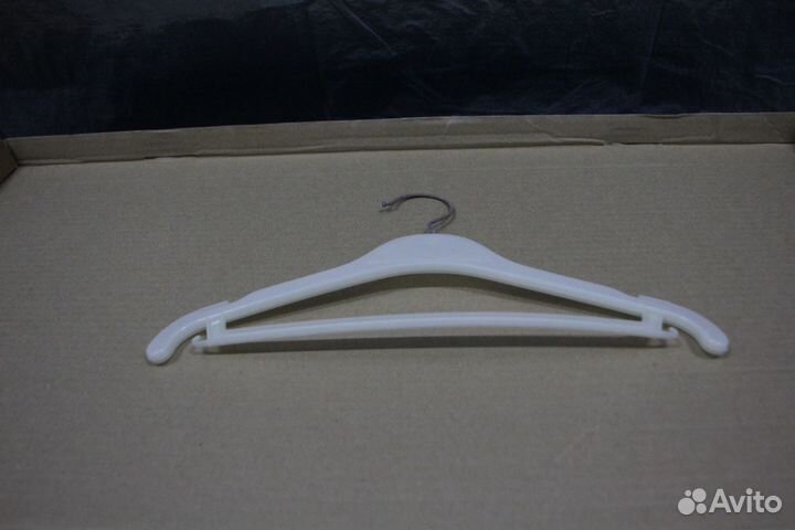 Вешалки разные