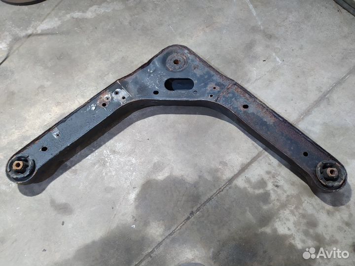 Рычаг задний верхний Jeep Grand Cherokee WJ