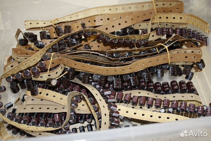 Конденсатор 1000мкф 35в Rubycon YXA набор 10шт