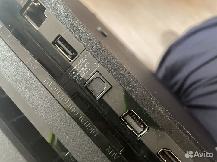 Sony PS4 pro 1tb + игры + подписка