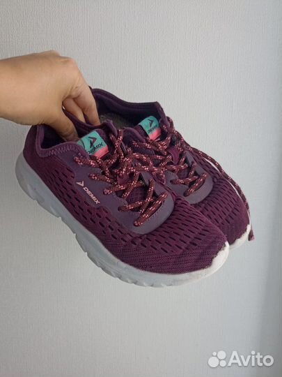 Кроссовки demix 36