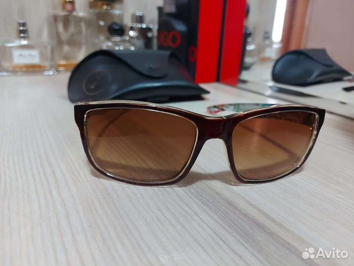 Солнцезащитные очки унисекс