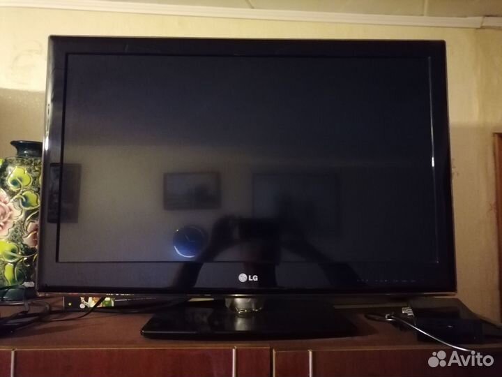 Телевизор LG 32lv2500